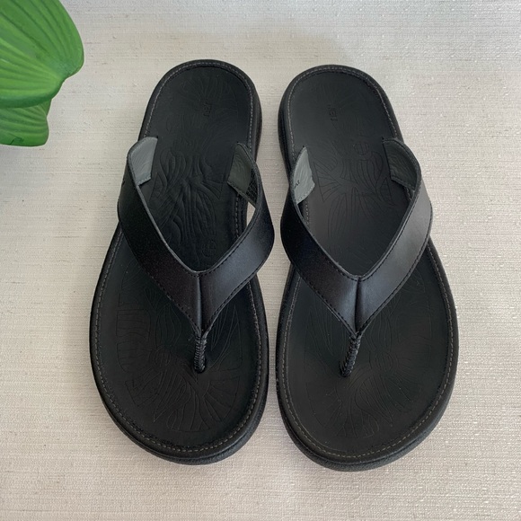 Jambu JBU Pele Black Leather
Flip Flop Thong Flat Sandals Woman’s 8M - Picture 2 of 8